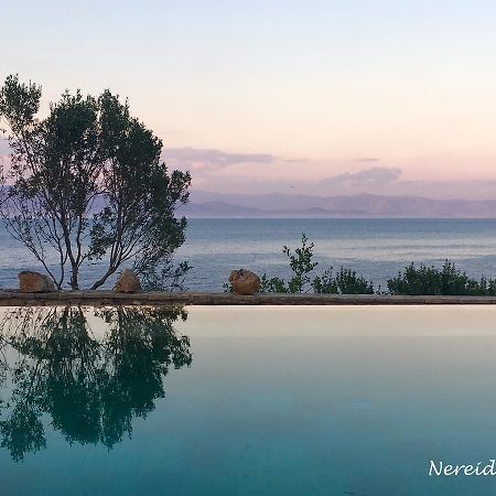 Nereidi Pool Villas Porto Ozias Dış mekan fotoğraf