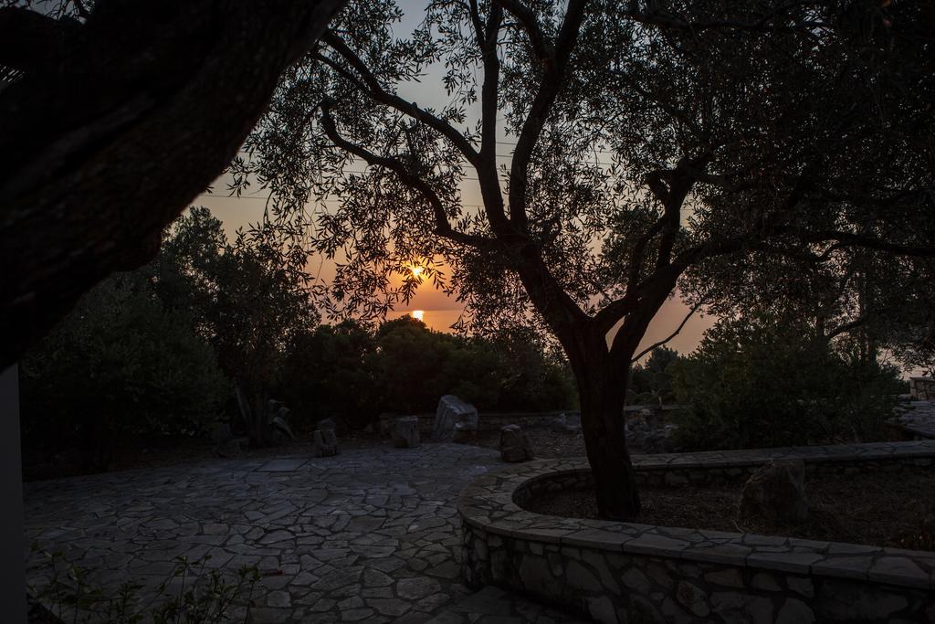 Nereidi Pool Villas Porto Ozias Dış mekan fotoğraf